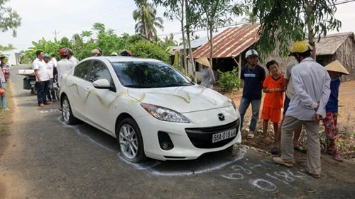 “Uống bia, xịt sơn lung tung”, công an xã phải xin lỗi và bồi thường 35 triệu đồng ảnh 1